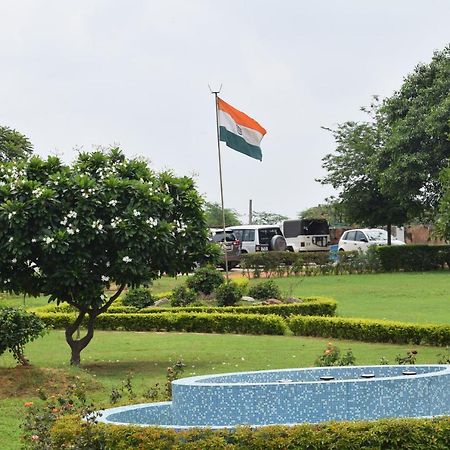 فيلا غورغاونفي Aravali Hill View Estate المظهر الخارجي الصورة