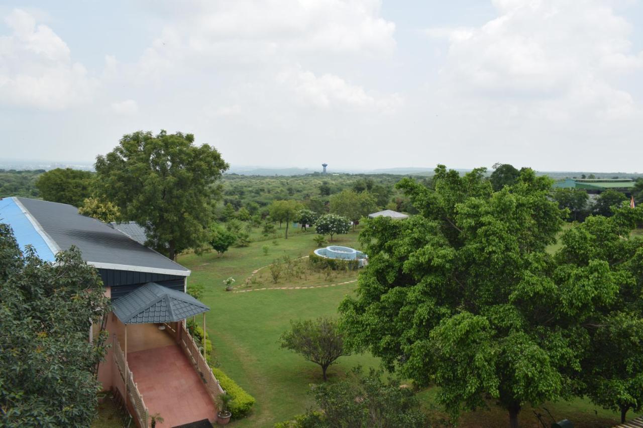 فيلا غورغاونفي Aravali Hill View Estate المظهر الخارجي الصورة