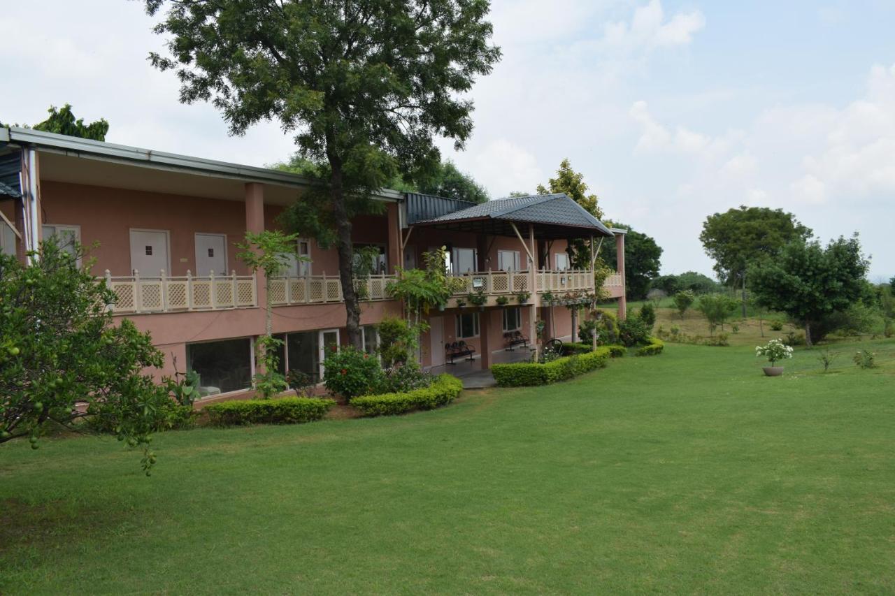 فيلا غورغاونفي Aravali Hill View Estate المظهر الخارجي الصورة