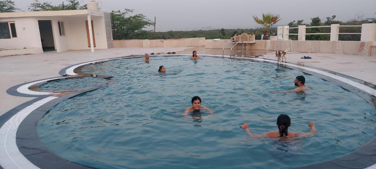 فيلا غورغاونفي Aravali Hill View Estate المظهر الخارجي الصورة