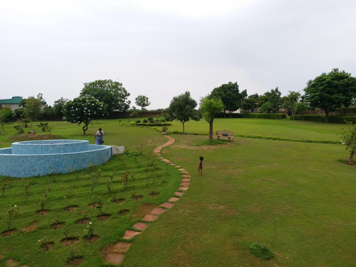 فيلا غورغاونفي Aravali Hill View Estate المظهر الخارجي الصورة