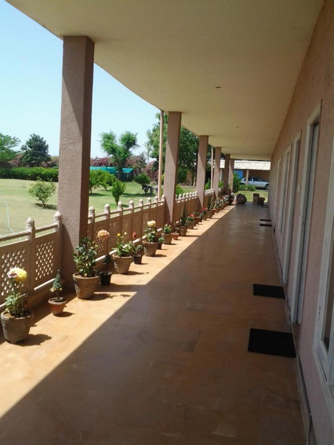 فيلا غورغاونفي Aravali Hill View Estate المظهر الخارجي الصورة